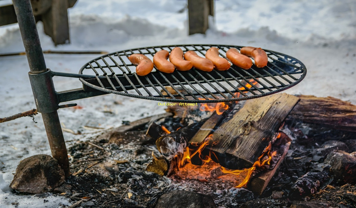 10 Winter Camping Tips and Tricks: Your Ultimate Guide for a Cozy and Memorable Adventure