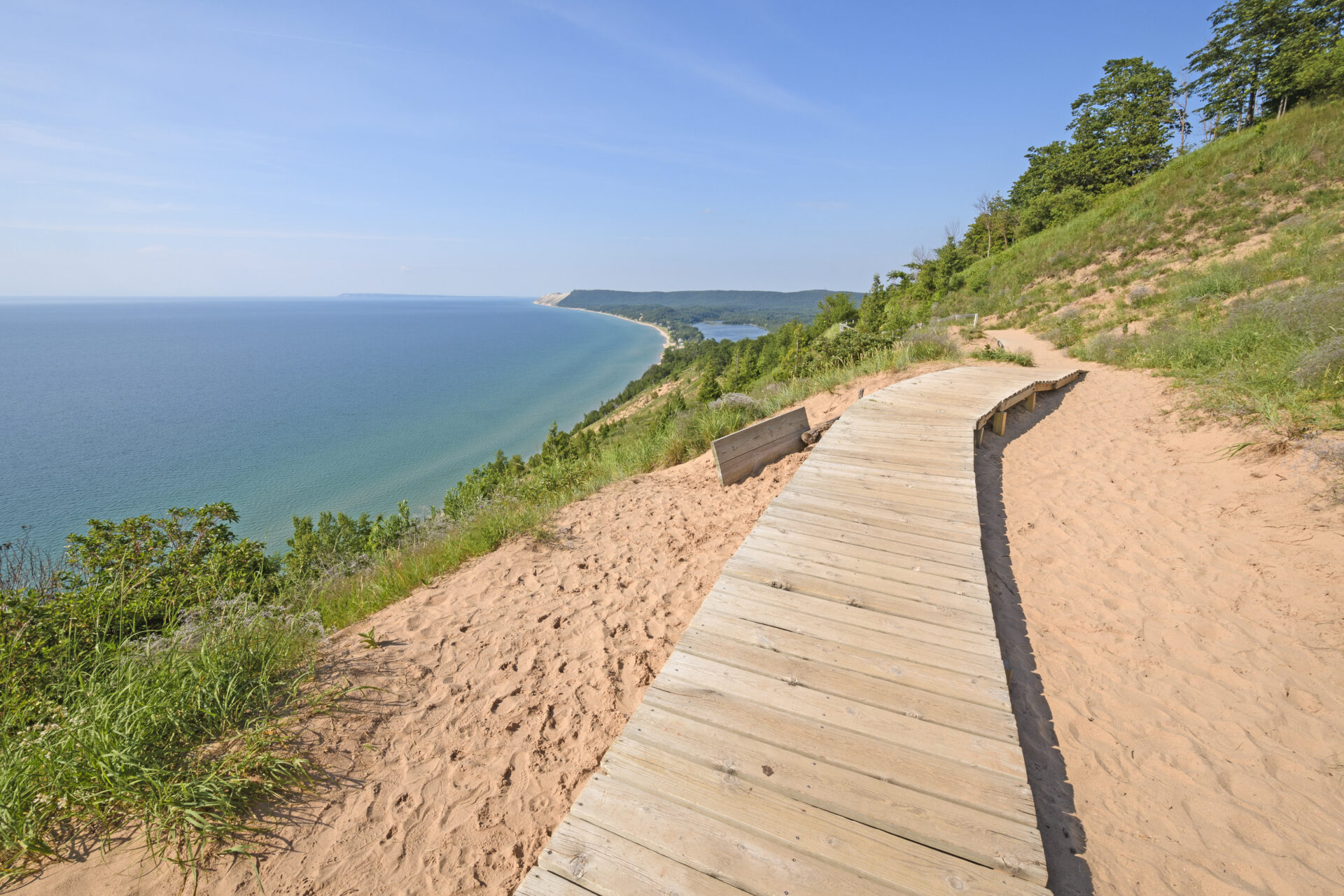 5 Essential Tips for Camping at Sleeping Bear Dunes: A Relaxing Adventure