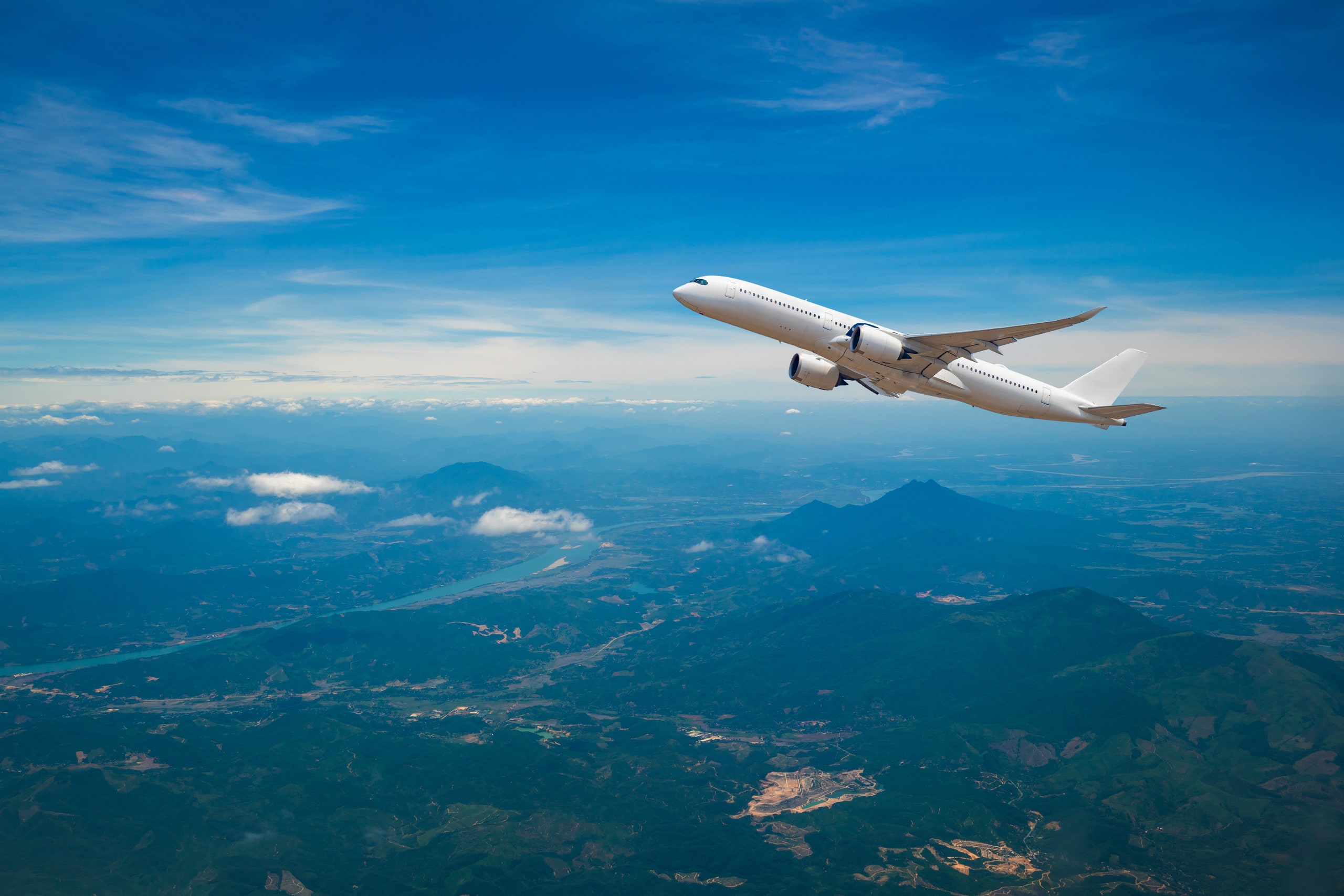The Essentials of Hassle-Free Air Travel: A Comprehensive Guide for Travelers